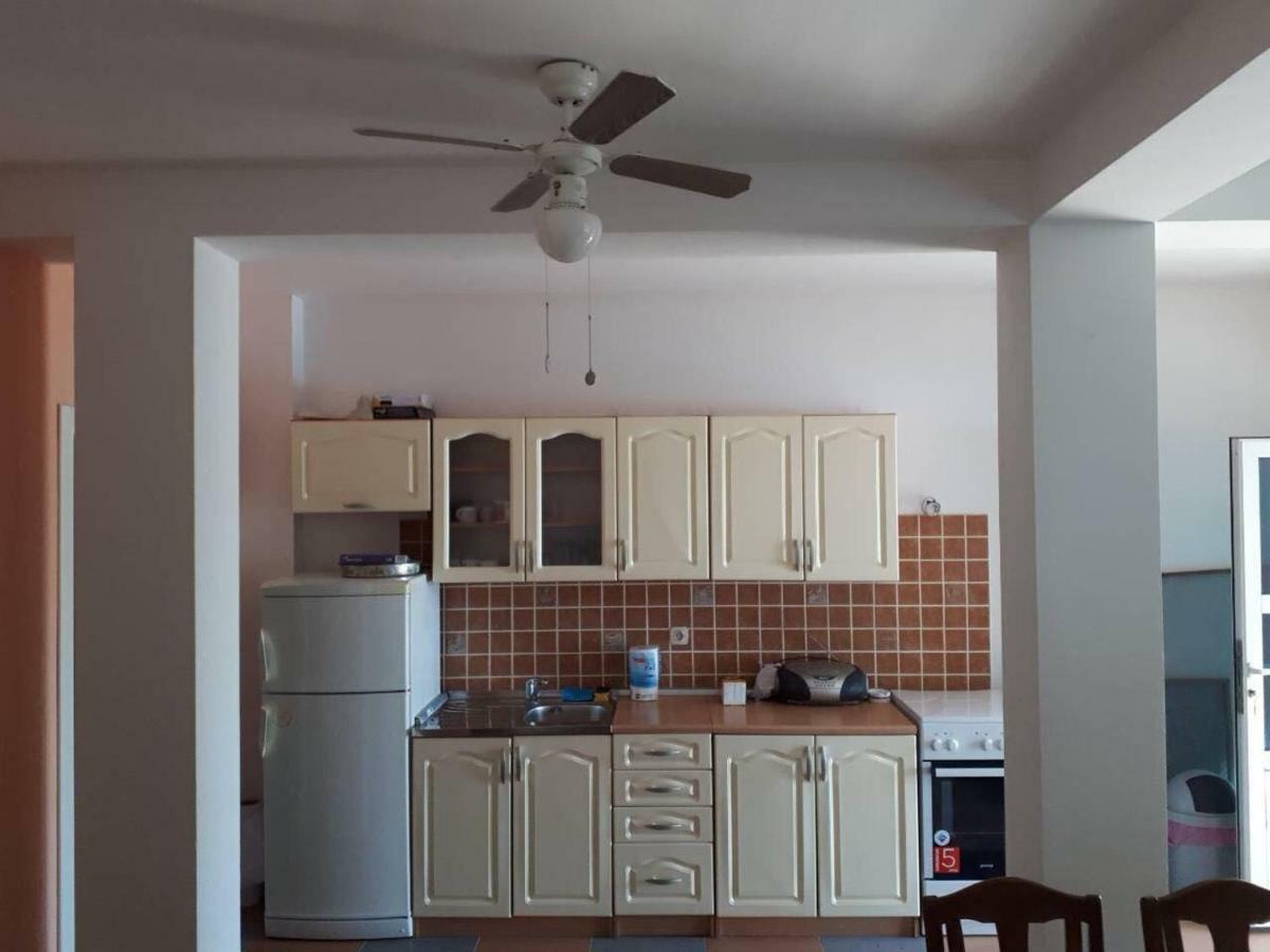 Apartments Horvat On Island Pag Vlašići Eksteriør bilde